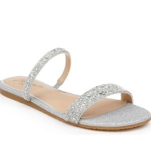 New Jewel Bradgley Mischka Silver Sandals Size 7